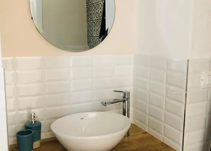 Elifani Marina Bed & Breakfast 4*